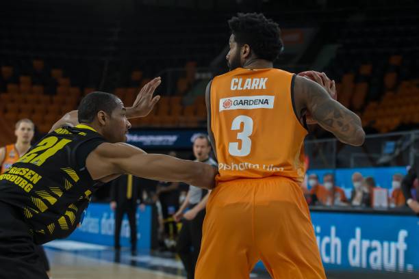 南的青少年 南的青少年